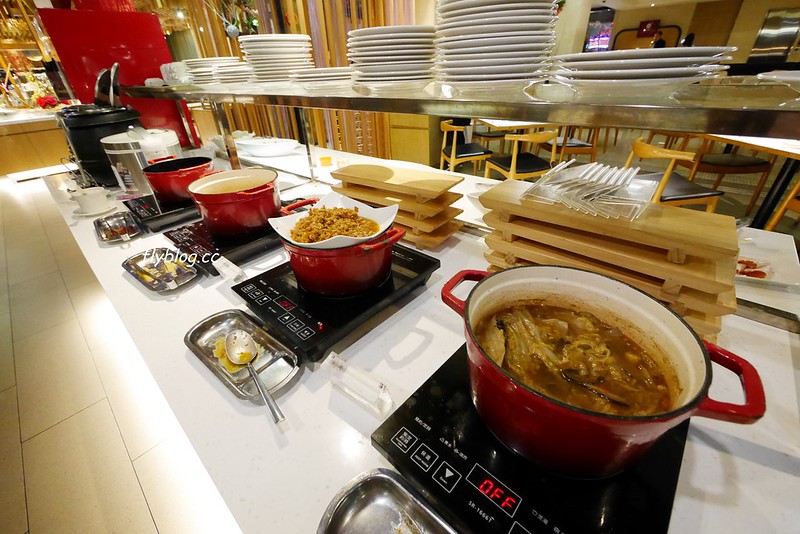 台中北屯｜日光溫泉會館：大坑最頂級的溫泉飯店，一泊二食享受泡湯、美食和採草莓之趣，台中兩天一夜輕旅行 @飛天璇的口袋