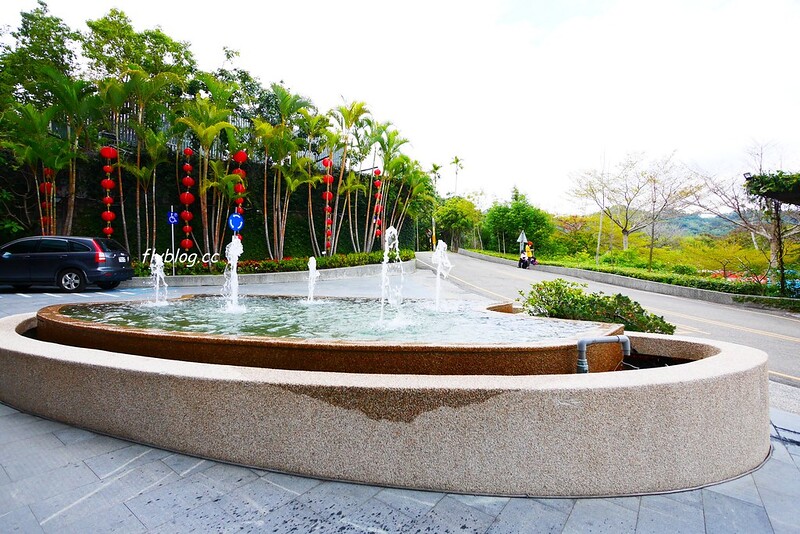 台中北屯｜日光溫泉會館：大坑最頂級的溫泉飯店，一泊二食享受泡湯、美食和採草莓之趣，台中兩天一夜輕旅行 @飛天璇的口袋