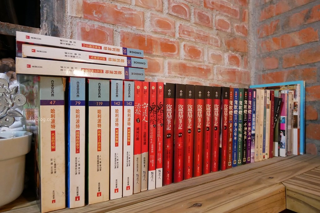 【台中南屯】Mapper Cafe 脈搏咖啡：文青風韓系咖啡館，通往小徑出現夢幻調酒吧 @飛天璇的口袋