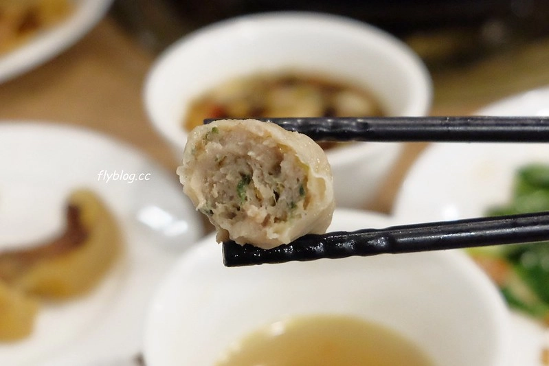 牛老大涮牛肉火鍋｜高雄在地20年的老店，使用台灣現宰溫體牛，食材新鮮就是好吃 @飛天璇的口袋