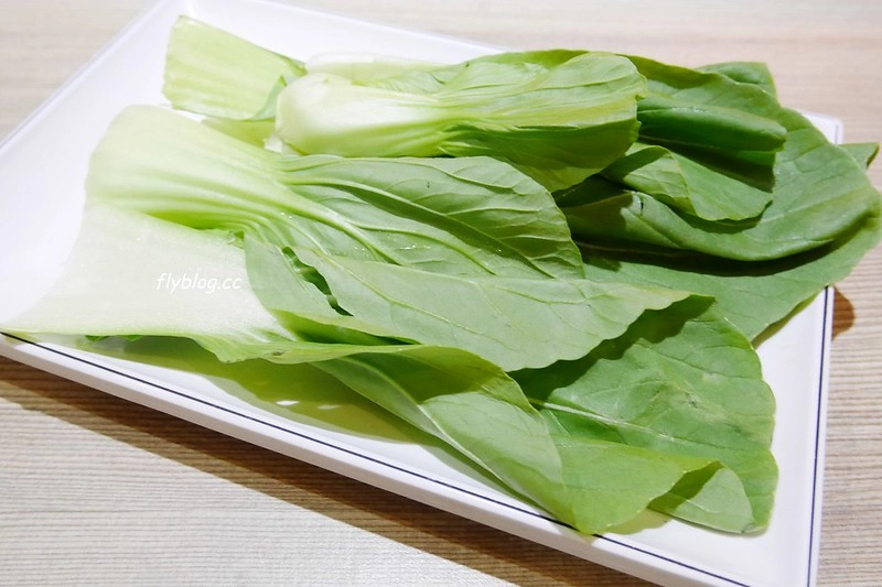 台中西屯｜滿堂紅頂級麻辣鴛鴦鍋｜599元以上麻辣火鍋吃到飽，牛小排、哈根達斯和可口可樂無限取用 @飛天璇的口袋