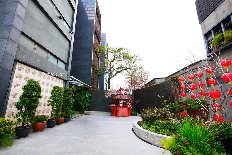 台中北屯｜日光溫泉會館：大坑最頂級的溫泉飯店，一泊二食享受泡湯、美食和採草莓之趣，台中兩天一夜輕旅行 @飛天璇的口袋