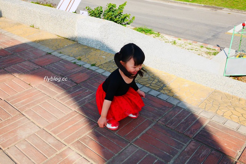 筏子溪迎賓水岸廊道┃台中南屯：台中美麗新地標，4公尺高的TAICHUN字體，台中IG超夯打卡新景點 @飛天璇的口袋