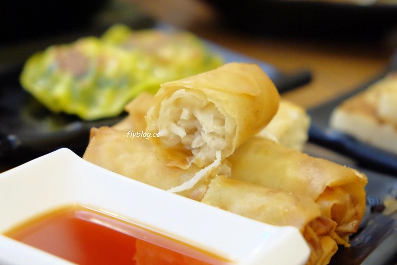 台中南屯｜半島鐵盒茶餐廳．香港人開的茶餐廳，餐點平價好吃推薦 @飛天璇的口袋