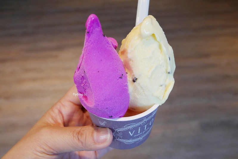 Vito義式冰淇淋┃台中南屯：來自日本福岡的冰淇淋專賣店，主打新鮮水果口味，超好拍的網美打卡牆 @飛天璇的口袋
