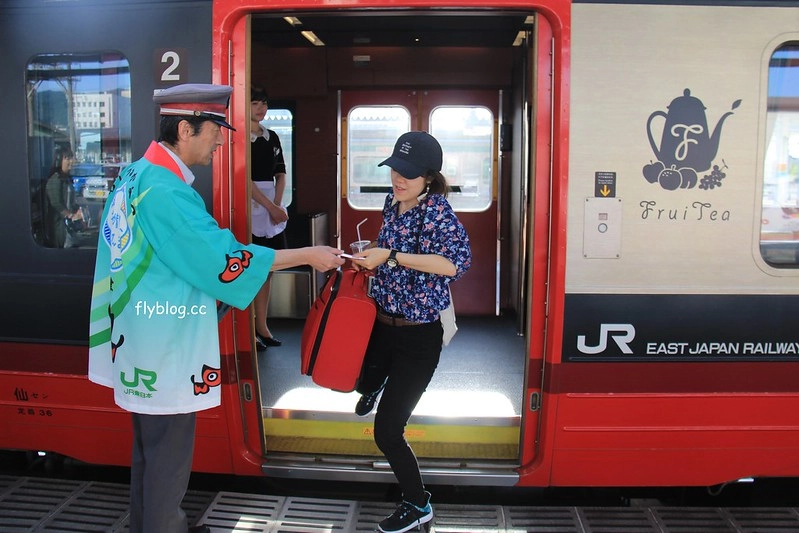 日本福島｜福島號 Fruitea甜點列車．鐵道迷必追奔馳的咖啡館，JR磐越西線的會津若松-郡山限定 @飛天璇的口袋