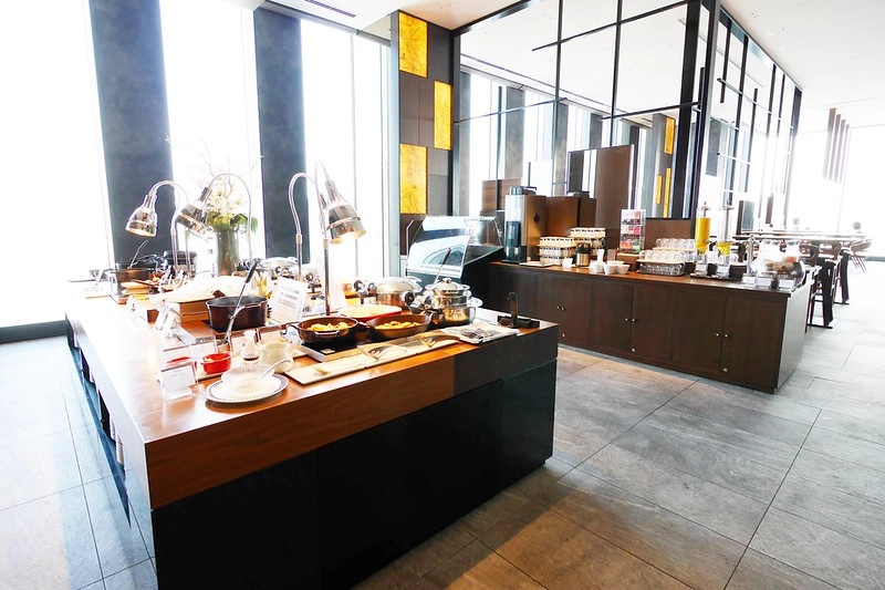 日本愛知｜名古屋天空塔王子飯店 Nagoya Prince Hotel Sky Tower．距離地鐵步行2分鐘，房間可以看到絕美夜景 @飛天璇的口袋