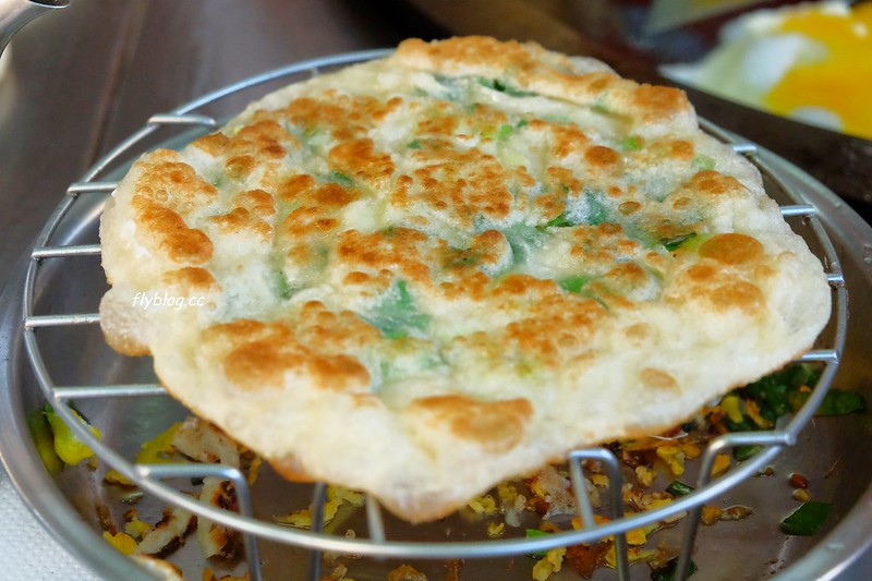 【2025大甲小吃美食懶人包】3月瘋媽祖也要瘋美食，大甲鎮瀾宮周邊美食推薦 @飛天璇的口袋