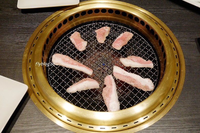 日本京都｜國産牛燒肉食べ放題 あぶりや．&yen;3,980國產牛吃到飽，京都四條河原町美食 @飛天璇的口袋