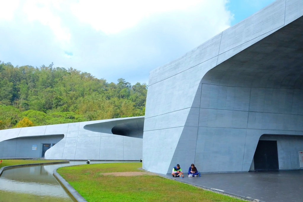 南投魚池｜向山遊客中心．日月潭必訪的水社碼頭，CNN評選世界最美的自由車道之一 @飛天璇的口袋