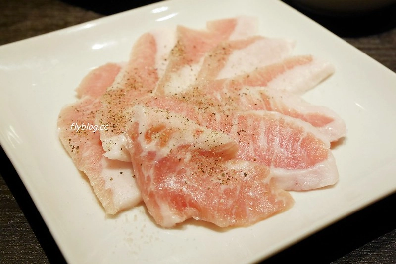 日本京都｜國産牛燒肉食べ放題 あぶりや．&yen;3,980國產牛吃到飽，京都四條河原町美食 @飛天璇的口袋