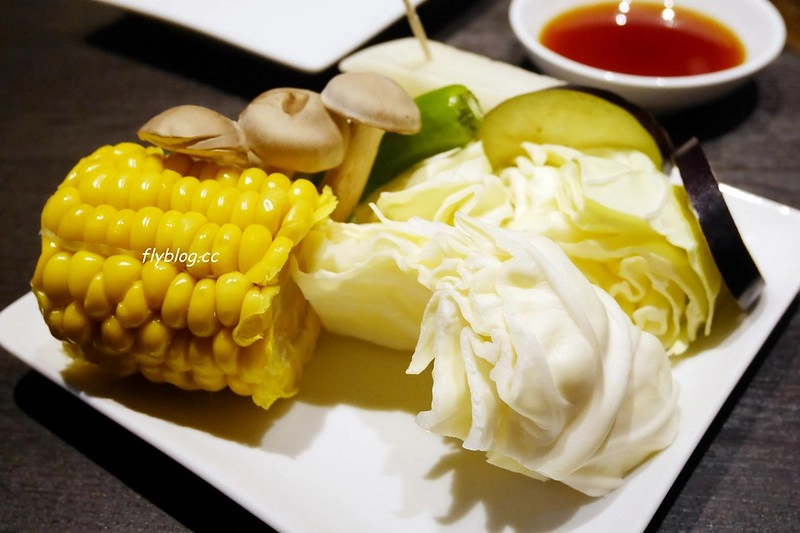 日本京都｜國産牛燒肉食べ放題 あぶりや．&yen;3,980國產牛吃到飽，京都四條河原町美食 @飛天璇的口袋