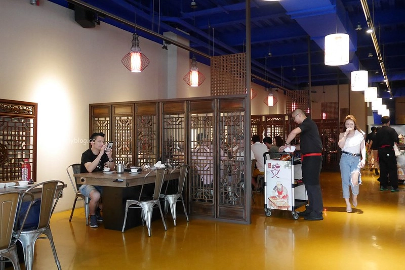 柴火火焰烤鴨館｜北京全聚德技法，烤鴨創新11種吃法，松竹路人氣烤鴨餐廳 @飛天璇的口袋