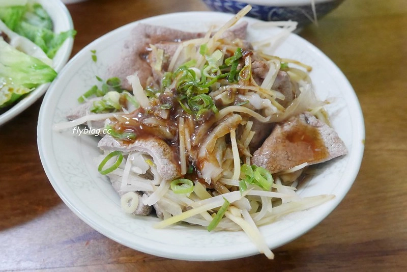 台中清水｜老士官擀麵．清水人必吃的擀麵，米其林必比登推薦 @飛天璇的口袋