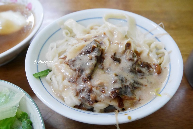 台中清水｜老士官擀麵．清水人必吃的擀麵，米其林必比登推薦 @飛天璇的口袋