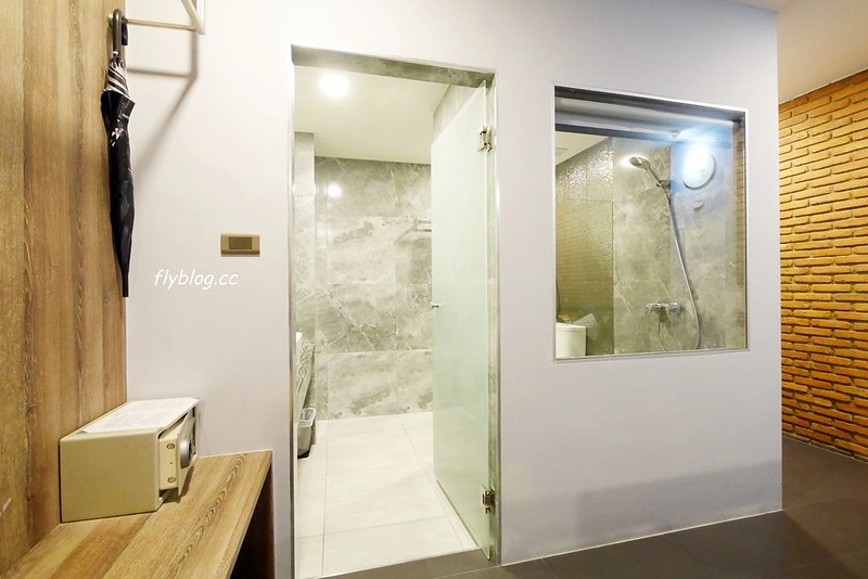 泰國清邁｜Cross Vibe Chiang Mai Decem，簡單清新的平價飯店，尼曼區MAYA百貨步行5分鐘 @飛天璇的口袋