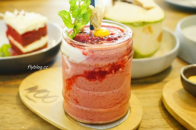 泰國清邁｜Woo Cafe，清邁必吃美食，結合餐廳、花藝、藝廊和生活雜貨的咖啡館 @飛天璇的口袋