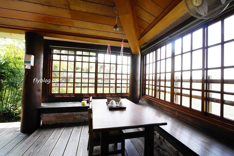 台中石岡｜仙塘跡餐廳，為了燜鴨專程來朝聖，非常隱密生意卻超好的景觀餐廳 @飛天璇的口袋