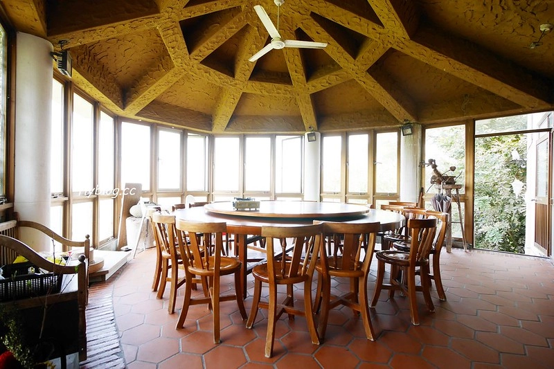 台中石岡｜仙塘跡餐廳，為了燜鴨專程來朝聖，非常隱密生意卻超好的景觀餐廳 @飛天璇的口袋