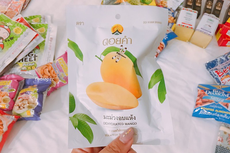 泰國清邁｜泰國清邁必買伴手禮．個人推薦必買零食、餅乾、化妝品、藥品和雜貨 @飛天璇的口袋