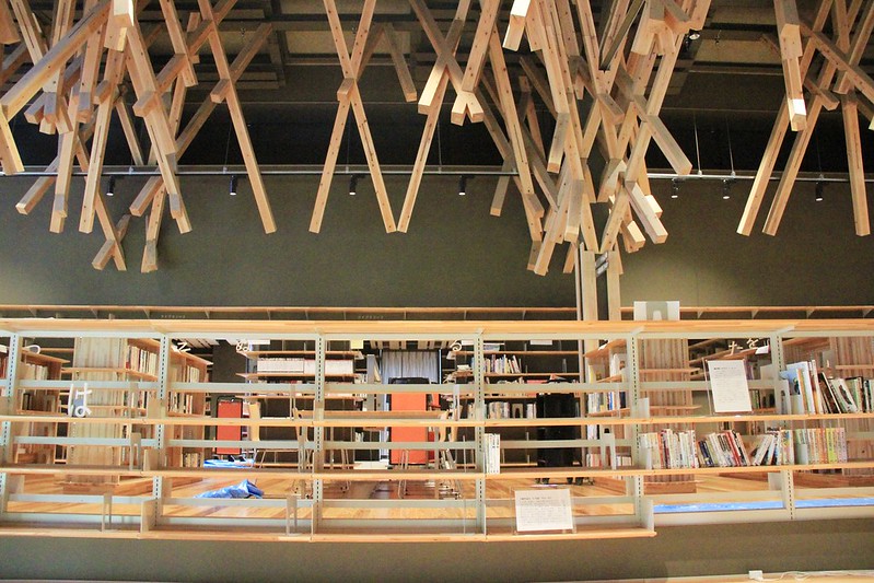 日本高知｜檮原町．隈研吾五大建築的巡禮，檮原町綜合廳舍、雲之上別館、雲之上本館、雲之上藝廊、雲之上圖書館 @飛天璇的口袋