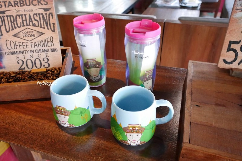 泰國清邁｜清邁最美的星巴克，全球唯一蘭那建築星巴克，星巴克迷到清邁必朝聖 @飛天璇的口袋