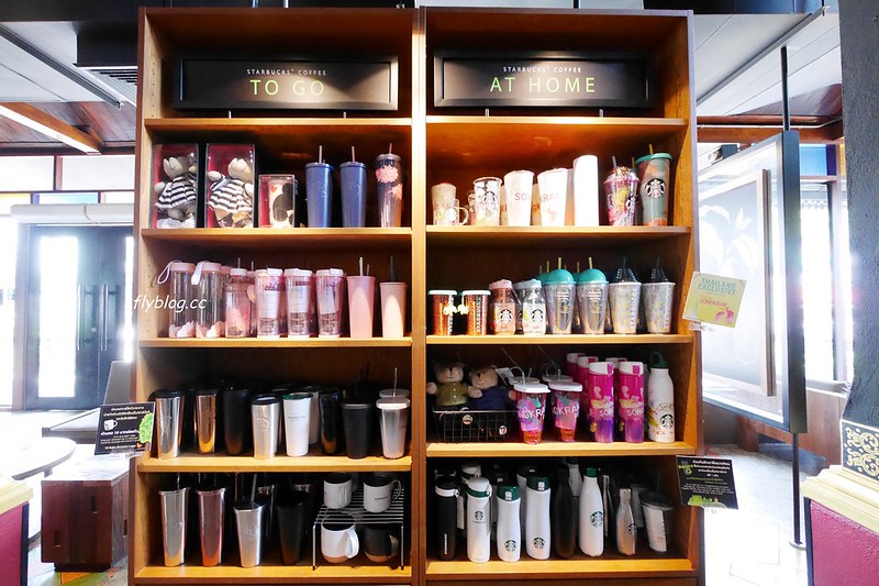 泰國清邁｜清邁最美的星巴克，全球唯一蘭那建築星巴克，星巴克迷到清邁必朝聖 @飛天璇的口袋