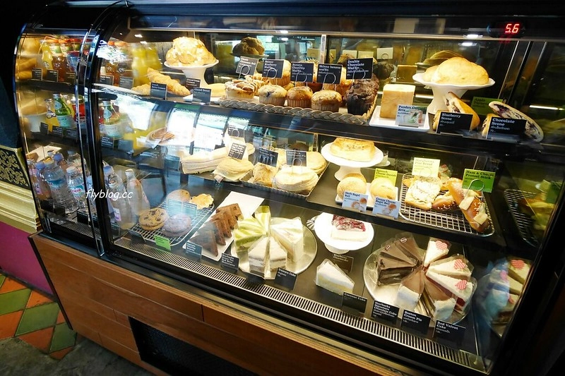 泰國清邁｜清邁最美的星巴克，全球唯一蘭那建築星巴克，星巴克迷到清邁必朝聖 @飛天璇的口袋