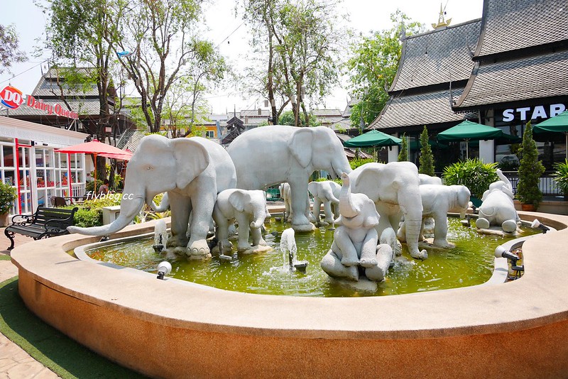 泰國清邁｜清邁最美的星巴克，全球唯一蘭那建築星巴克，星巴克迷到清邁必朝聖 @飛天璇的口袋