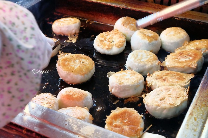 一品香水煎包｜大甲超人氣瓠仔水煎包，假日大排長龍的鎮瀾宮必吃美食 @飛天璇的口袋