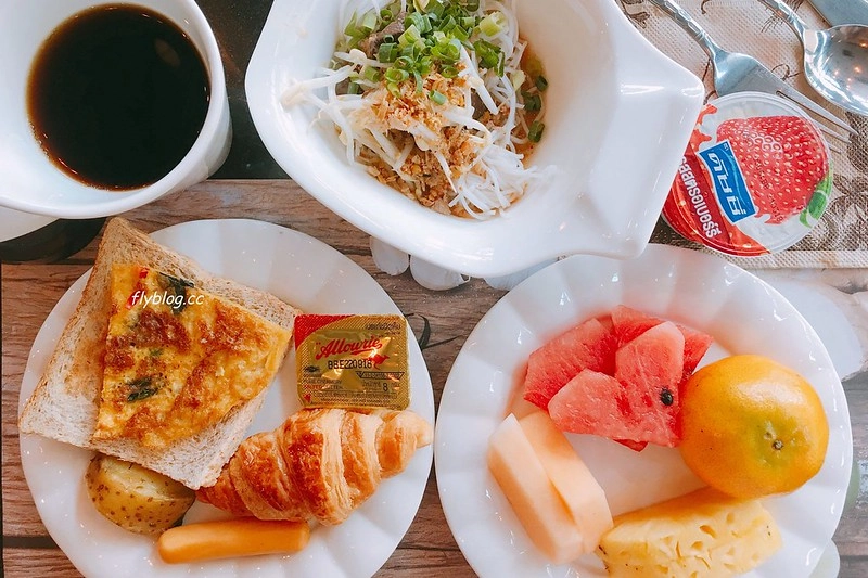 泰國清邁｜清邁尼曼藝術畫廊飯店 Art Mai Gallery Nimman Hotel，以當代藝術為主題的超棒飯店，距離尼曼Maya百貨步行5分鐘 @飛天璇的口袋