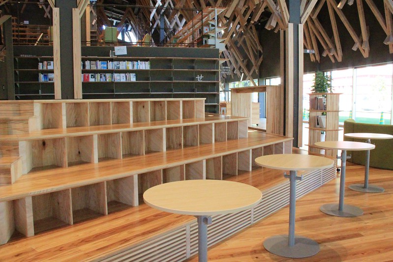 日本高知｜檮原町．隈研吾五大建築的巡禮，檮原町綜合廳舍、雲之上別館、雲之上本館、雲之上藝廊、雲之上圖書館 @飛天璇的口袋