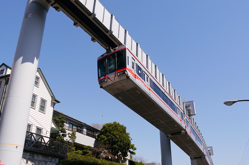 【日本神奈川】江南單軌電車！鎌倉~湘南江之島站-大船站&rdquo;湘南單軌電車&rdquo;初體驗，日本唯二懸掛式單軌電車 @飛天璇的口袋