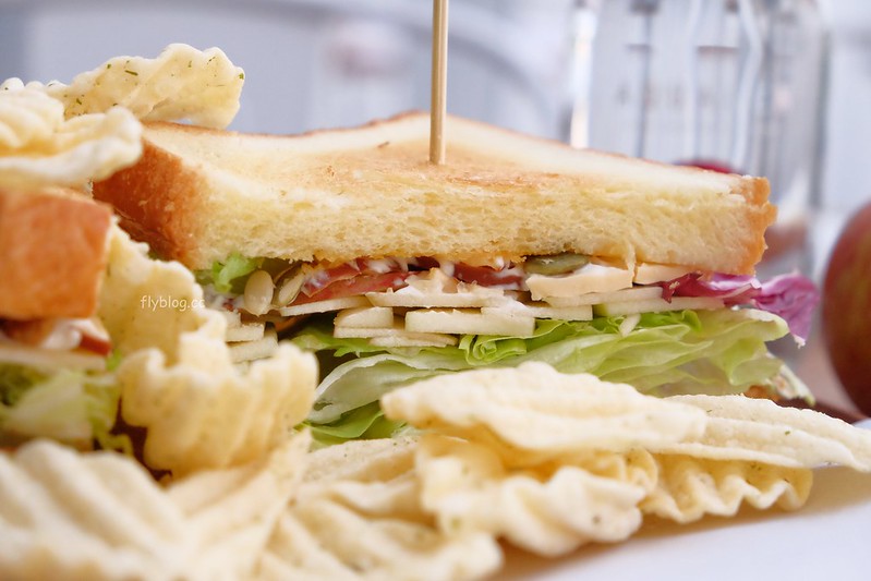 希拉餐廳｜員林超夯網美打卡店希拉餐廳，將當地食材融入地中海料理，今年夏天美味沙拉之旅 @飛天璇的口袋