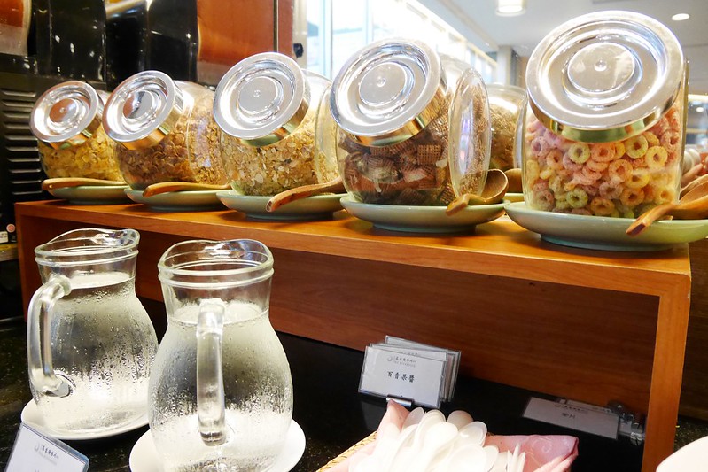 鳳凰德陽川泉旅奇立丹廳｜一鴨六吃只要$1688元，還有自助餐吃到飽可以選擇，礁溪好吃烤鴨推薦 @飛天璇的口袋