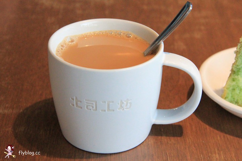 吐司工坊．Toast Box┃新加坡美食：新加坡必吃早餐，Vivo City怡豐城大食代美食街，咖椰吐司、香蘭蛋糕和辣死你媽一網打盡 @飛天璇的口袋