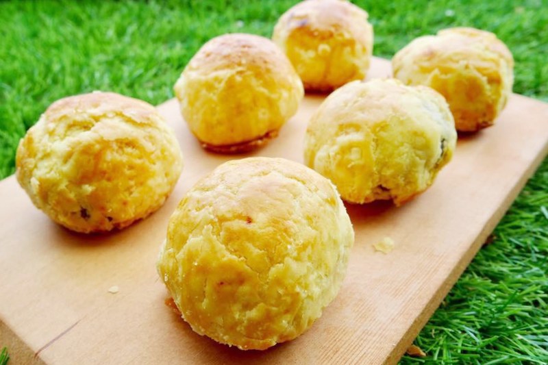 三美珍餅行｜海線梧棲爆紅菠蘿蛋黃酥，只限定臉書社團開放預購 @飛天璇的口袋