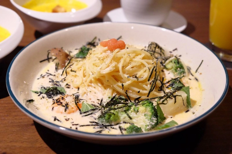 台中蔦屋書店｜全球20間最美的書店之一，結合書局和餐廳美食，還有獨家沖繩Doug&rsquo;s Burger漢堡 @飛天璇的口袋