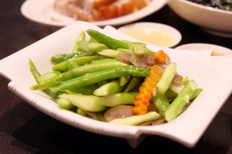 Ali88 燒鵝之家┃台中西屯：號稱全台中最好吃的燒鵝，個人推薦米粉湯好好吃 @飛天璇的口袋