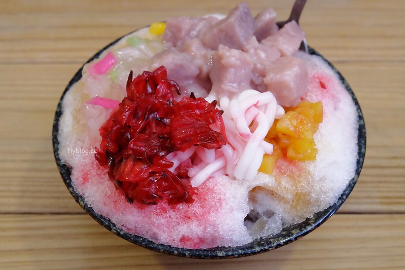 新竹東區｜冰斗古早味剉冰｜隱身國賓飯店後方的冰斗，可以任選配料享受濃濃的古早味 @飛天璇的口袋