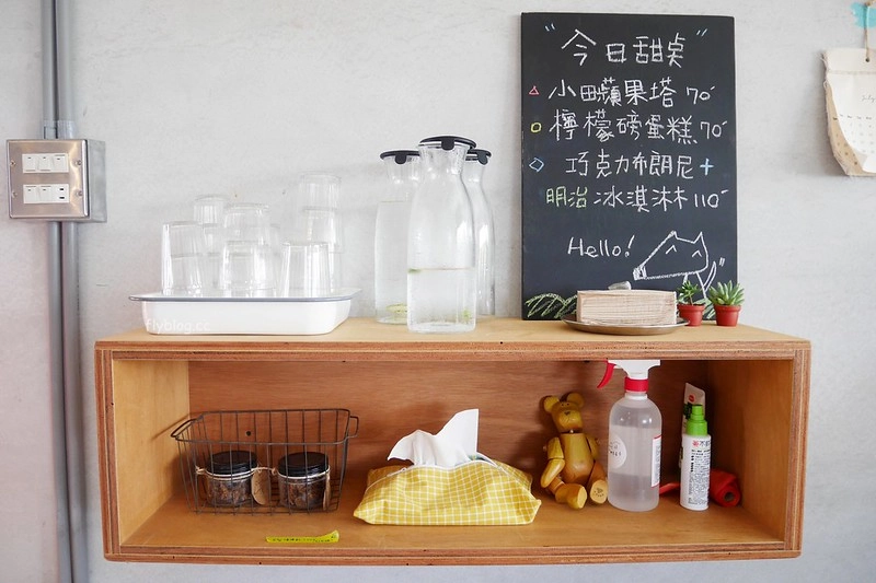 小田生活｜位於田中間的網美咖啡館，充滿草地的野餐風情 @飛天璇的口袋