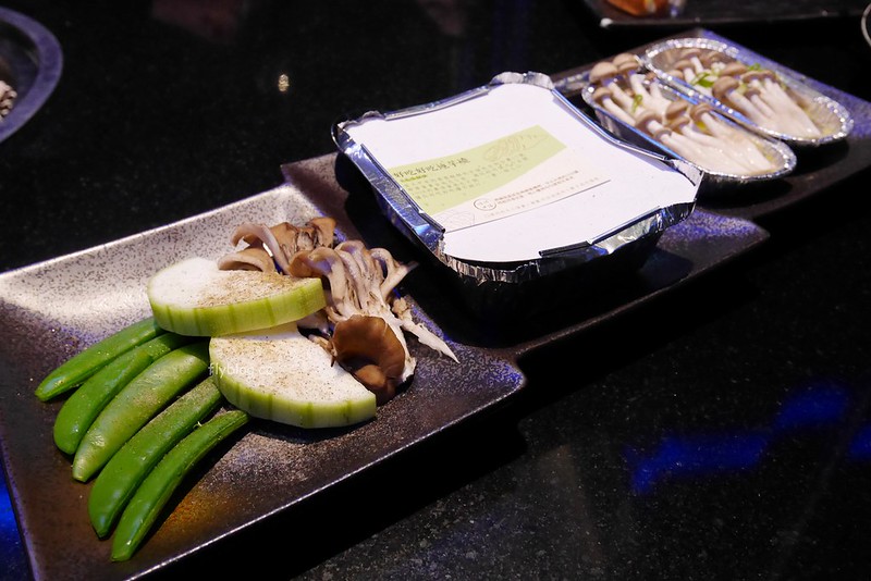 碳佐麻里燒肉｜終於朝聖台南必吃的碳佐麻里燒肉店，有台南屋馬之美喻的南霸天 @飛天璇的口袋