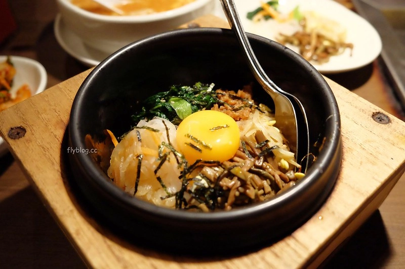 日本沖繩｜燒肉五苑 名護店．沖繩燒肉吃到飽不限食，飲料、冰淇淋無限暢飲 @飛天璇的口袋