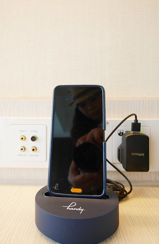 新加坡豪亞酒店．Oasia Hotel Novena┃新加坡飯店：距離諾維娜地鐵站步行2分鐘，樓下就有超市和便利商店 @飛天璇的口袋