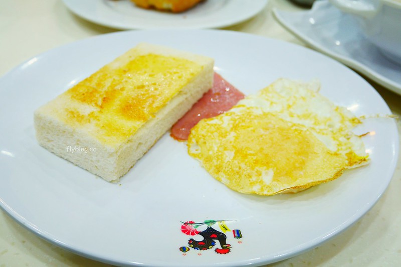 【香港尖沙咀】澳門茶餐廳~香港連鎖茶餐廳，位於尖沙咀地鐵站附近，蛋塔得獎無數推薦必吃 @飛天璇的口袋