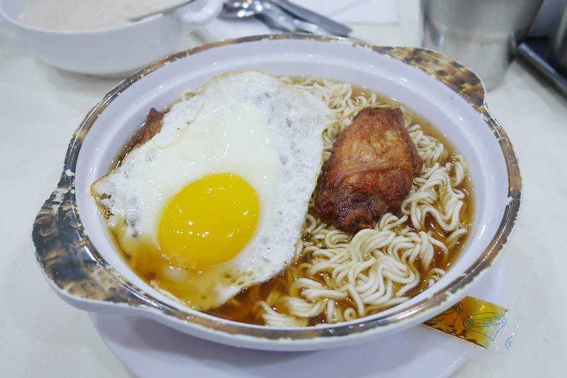【香港尖沙咀】澳門茶餐廳~香港連鎖茶餐廳，位於尖沙咀地鐵站附近，蛋塔得獎無數推薦必吃 @飛天璇的口袋