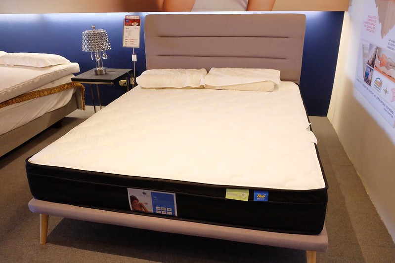 睡眠王國年中慶：席夢思2萬元有找，7/12(四)~7/16(一)僅有5天，消費滿額幸運輪盤轉轉樂，人人有獎！ @飛天璇的口袋