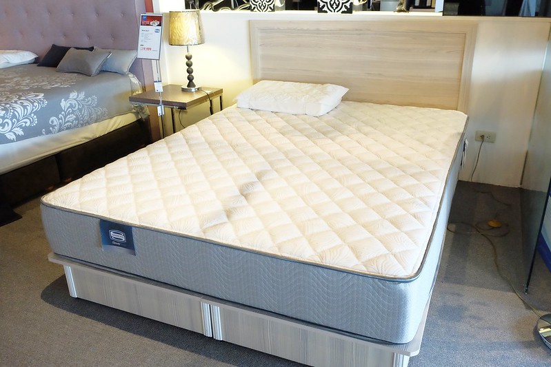 睡眠王國年中慶：席夢思2萬元有找，7/12(四)~7/16(一)僅有5天，消費滿額幸運輪盤轉轉樂，人人有獎！ @飛天璇的口袋