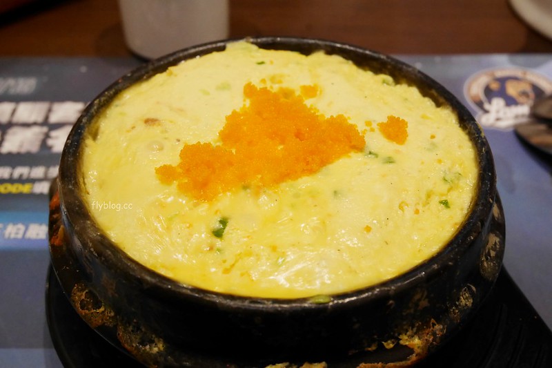 涓豆腐：涓豆腐正式回歸台中，三個人點雙人套餐就夠了，文心秀泰美食推薦 @飛天璇的口袋