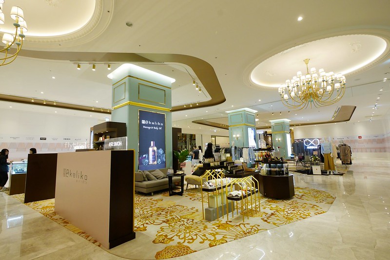 秀泰影城台中文心店┃台中南屯：中台灣第一個結合影城、親子藝文書房與異國美食餐廳的大型複合式商場 @飛天璇的口袋